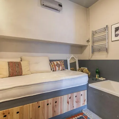 Secret Garden House *