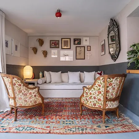 Secret Garden House *