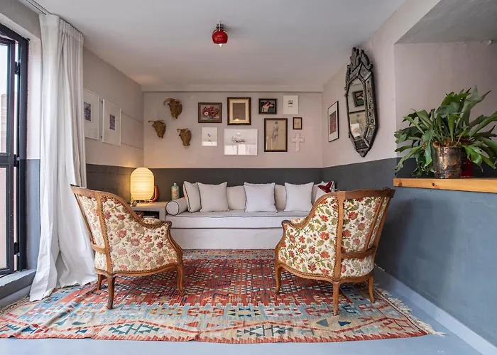 Secret Garden House *